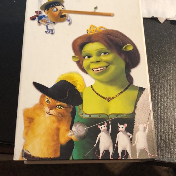 Shrek The Story So Far DVD Box Set - Shrek 1, 2 and 3D with bonus disc - Picture 6 of 16